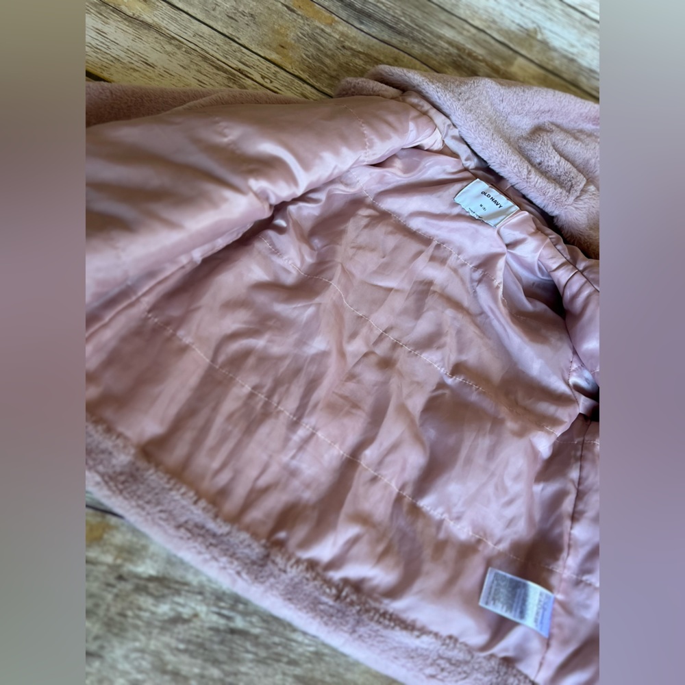 💕✨Girls Furry Jacket✨💕 - Picture 6 of 8